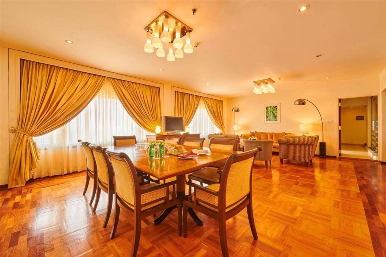 โรงแรมกาลาดารี โคลอมโบ ภายนอก รูปภาพ